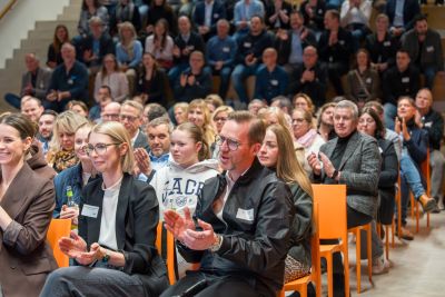 Innovatives Ambiente, gepaart mit interessanten Gästen ergibt eine exklusive Veranstaltung