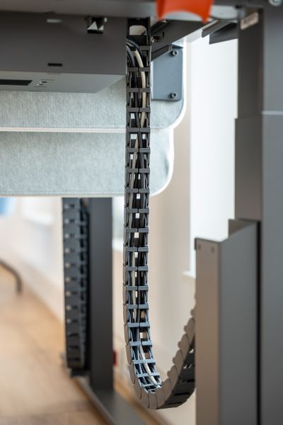 Moderne Arbeitsplätze mit sauber und vollständig integrierte Technik